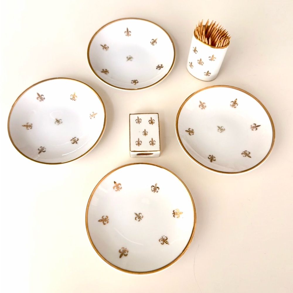 Lefton White and Gold Fleur-de-Lis Porcelain Set